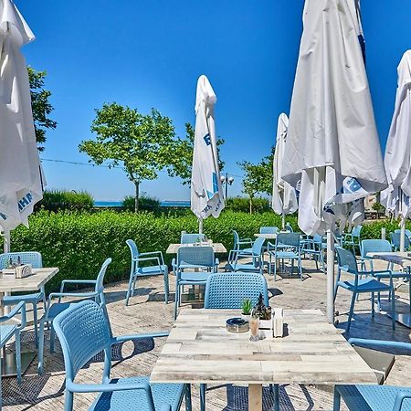 Neptun Hotell Pomorie Eksteriør bilde