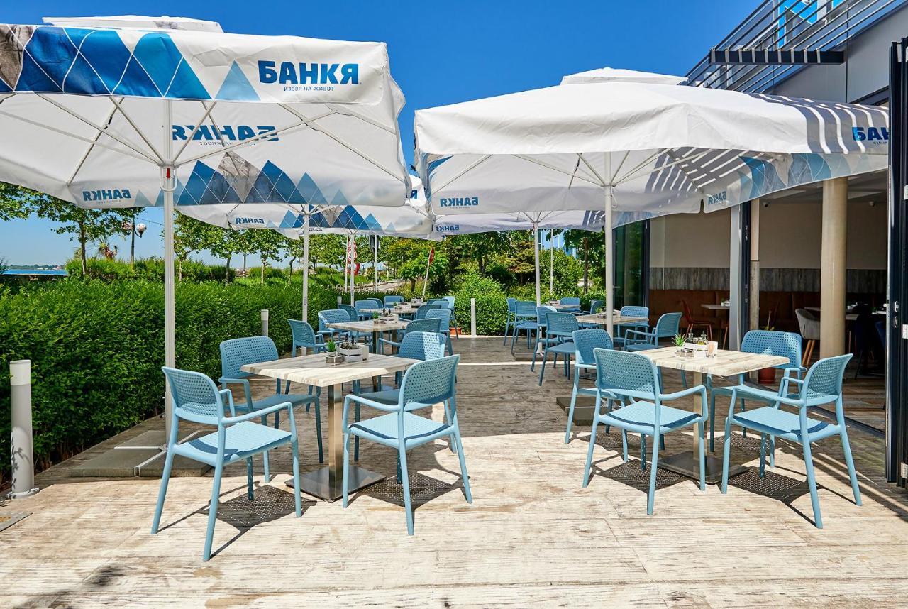 Neptun Hotell Pomorie Eksteriør bilde